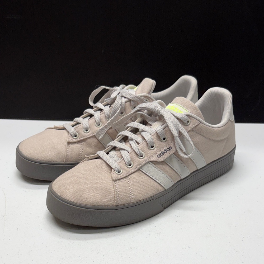 adidas Men’s Daily Light Beige Canvas Sneakers with Gray Sole US9